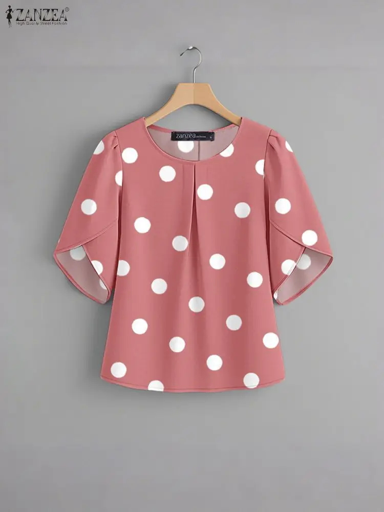 เสื้อผู้หญิงลายจุดสุดหรู ฤดูร้อน 2025 สไตล์ลำลอง คอกลม แขนครึ่งกลีบดอกไม้ จับจีบกลับด้าน เสื้อท็อป ZANZEA เสื้อผ้าผู้หญิง ไซส์ 3XL