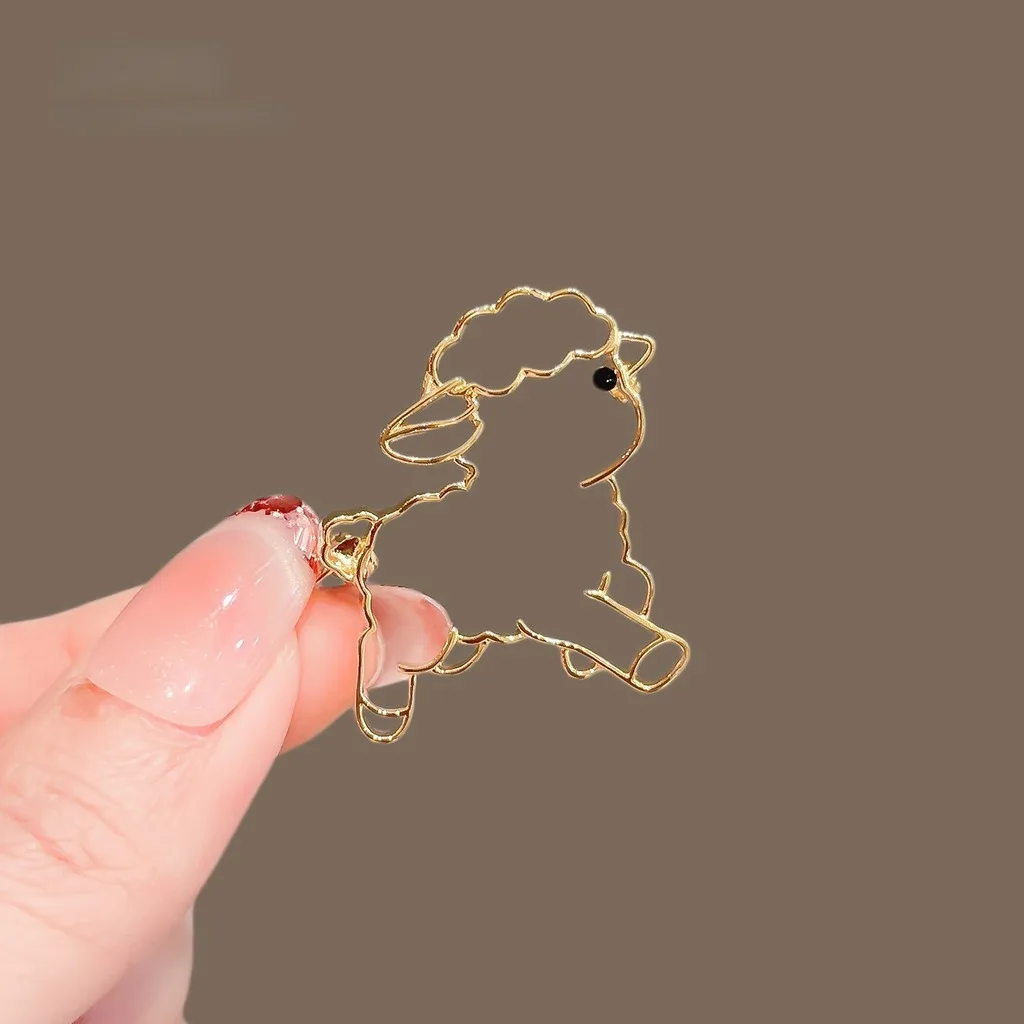 Gold Tone Brooch Lightweight Zinc Alloy Brooch Hollow Sheep Brooch Hollow For Denim Jackets Knitwear Collars