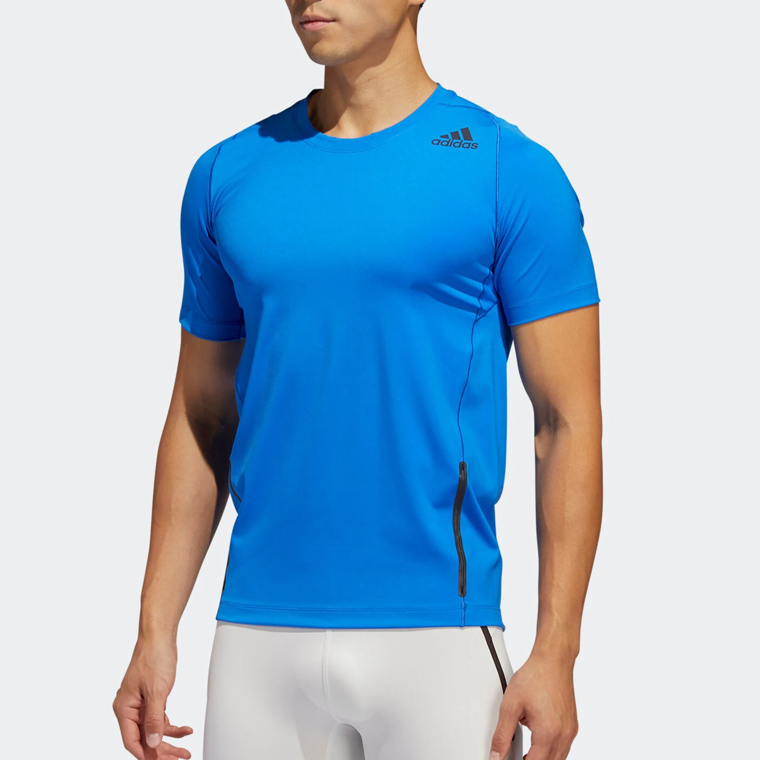 adidas-originals-authentic-new-season-t-shirt-decontracte-a-manches-courtes-pour-hommes-fl4353