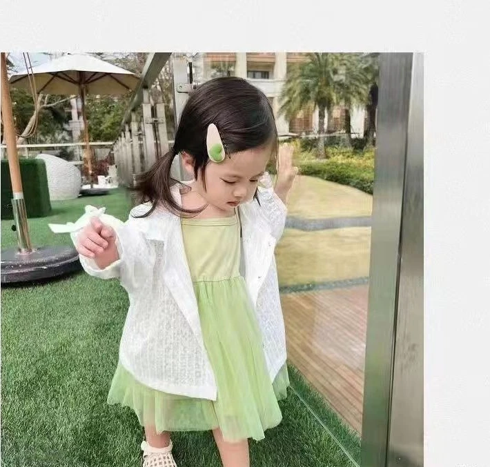 

Summer Jacket 2026 Summer New Thin Style Girl Hooded Long Sleeved Childrens Sunscreen Top