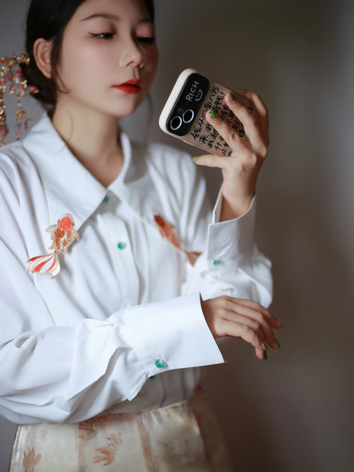 

Retro Embroidered Patchwork White irt plus Size Comfortable Breathable Loose Fit Women's Collar Long Sve irt