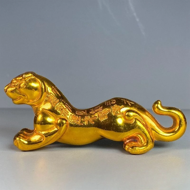 Gilt Tiger Tally Ornament Ancient Chinese Military Token Lying Tiger Statue  Feng Shui Desktop Home Decor