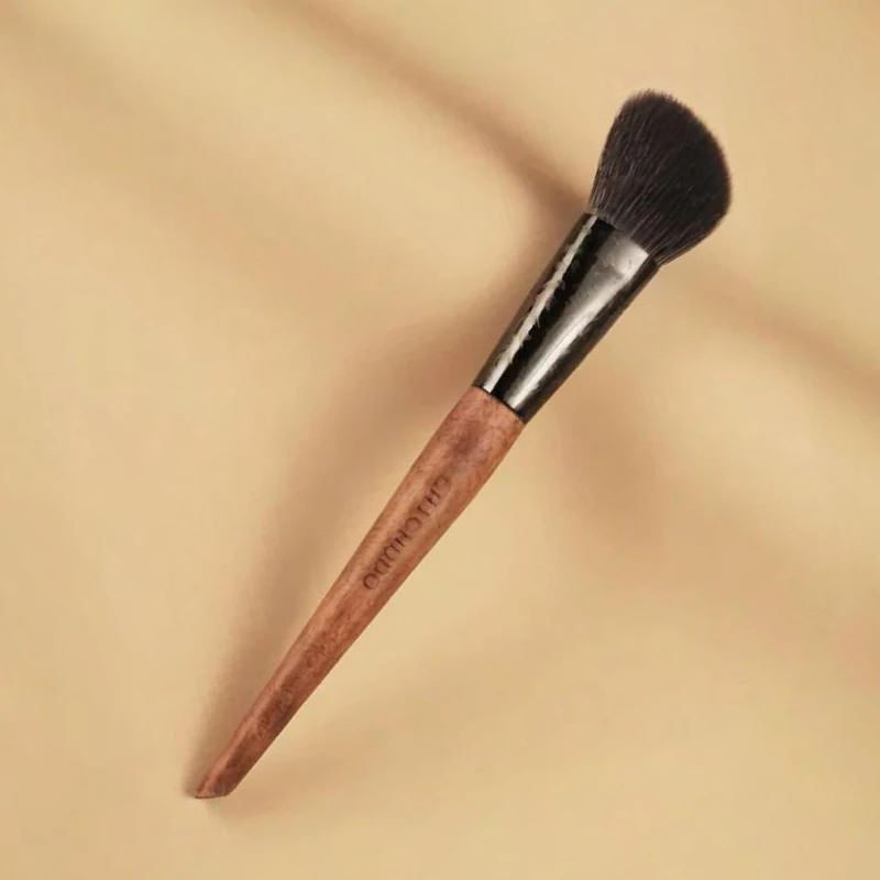 CHICHODO Professional animal hair makeup brush Angled Contour brush Bronzer brush Simple beauty tools - Goat Hair -F210