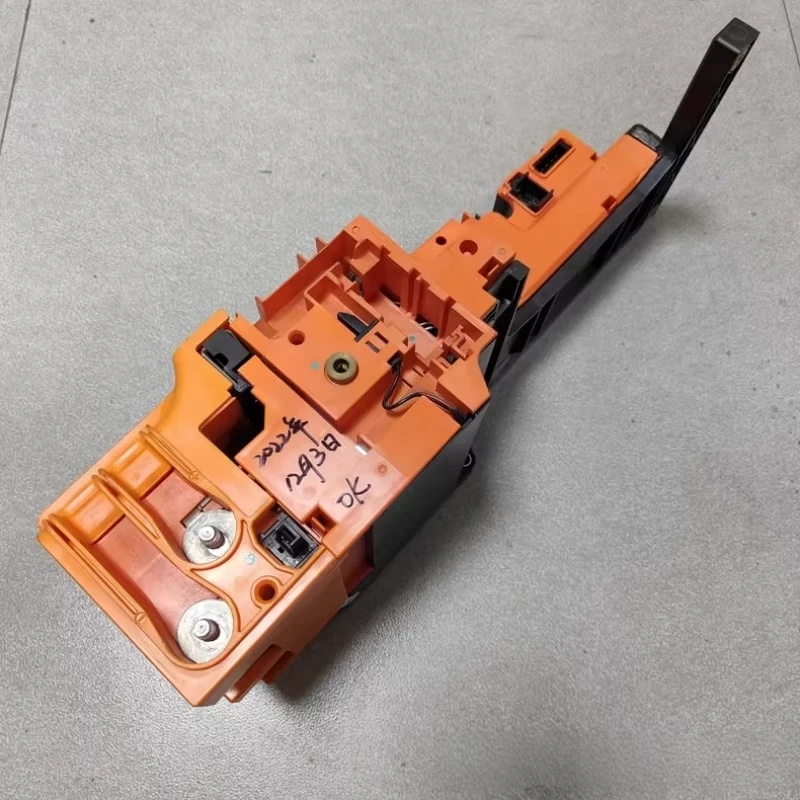 

For BMW X6-E72 Hybrid Edition SME High Voltage Battery Safety Box Contactor Computer Board