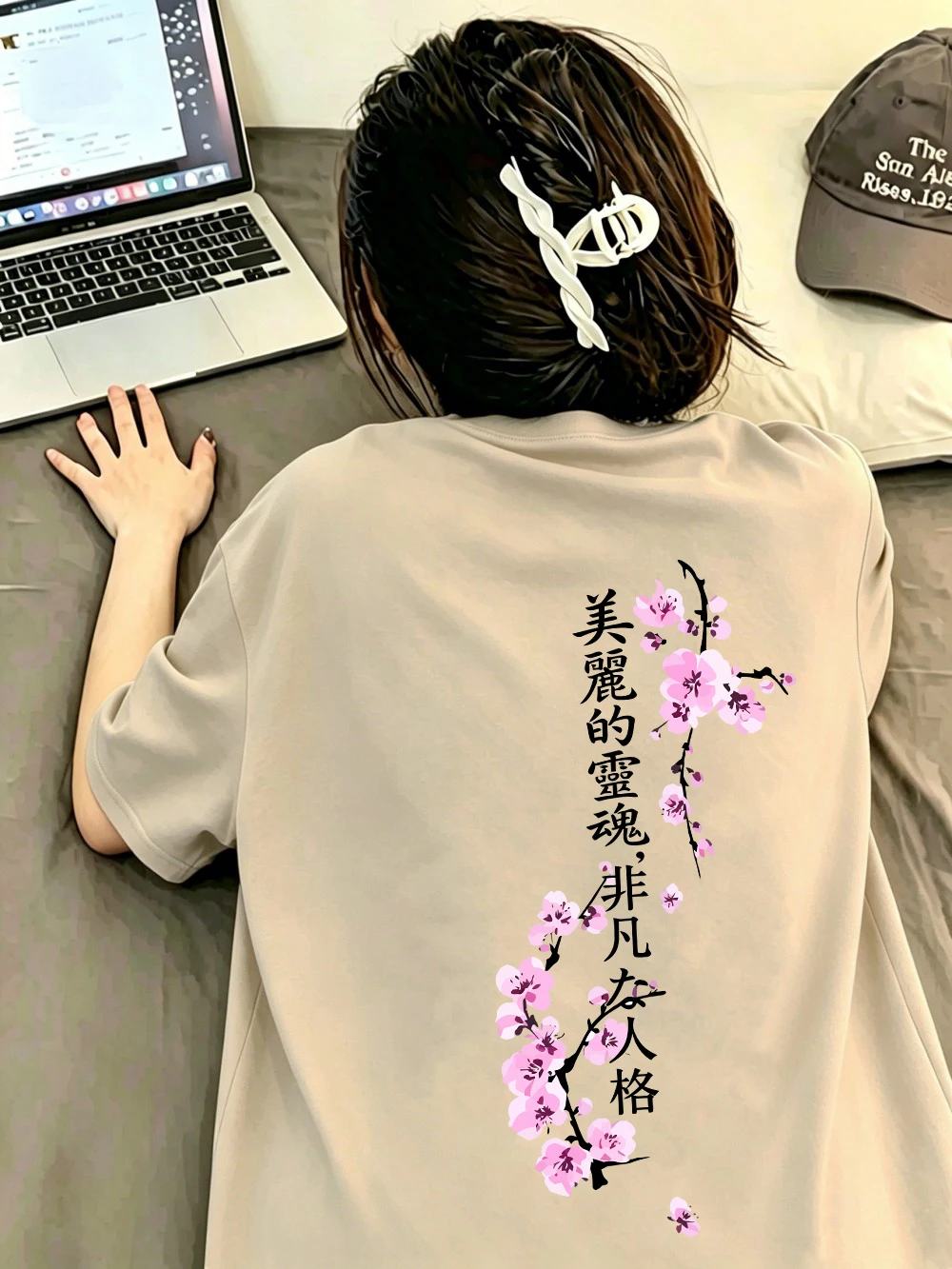Beautiful Soul Sakura Branches Prints T-Shirts Damen-T-Shirts aus Baumwolle für den Sommer, kurzärmelig, O-Ausschnitt, übergroße Oberteile, weiche Streetwear-Kleidung – Detail 12