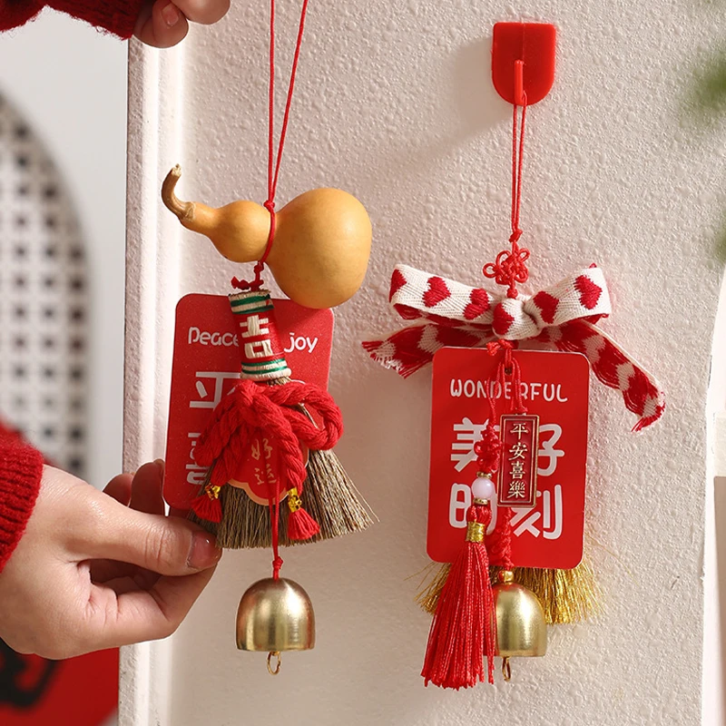 زينة رأس السنة الجديدة على شكل حصان، معلقة على الأبواب الاحتفالية لزينة مشهد عيد الربيع لعيد رأس السنة الجديدة لعام 2026