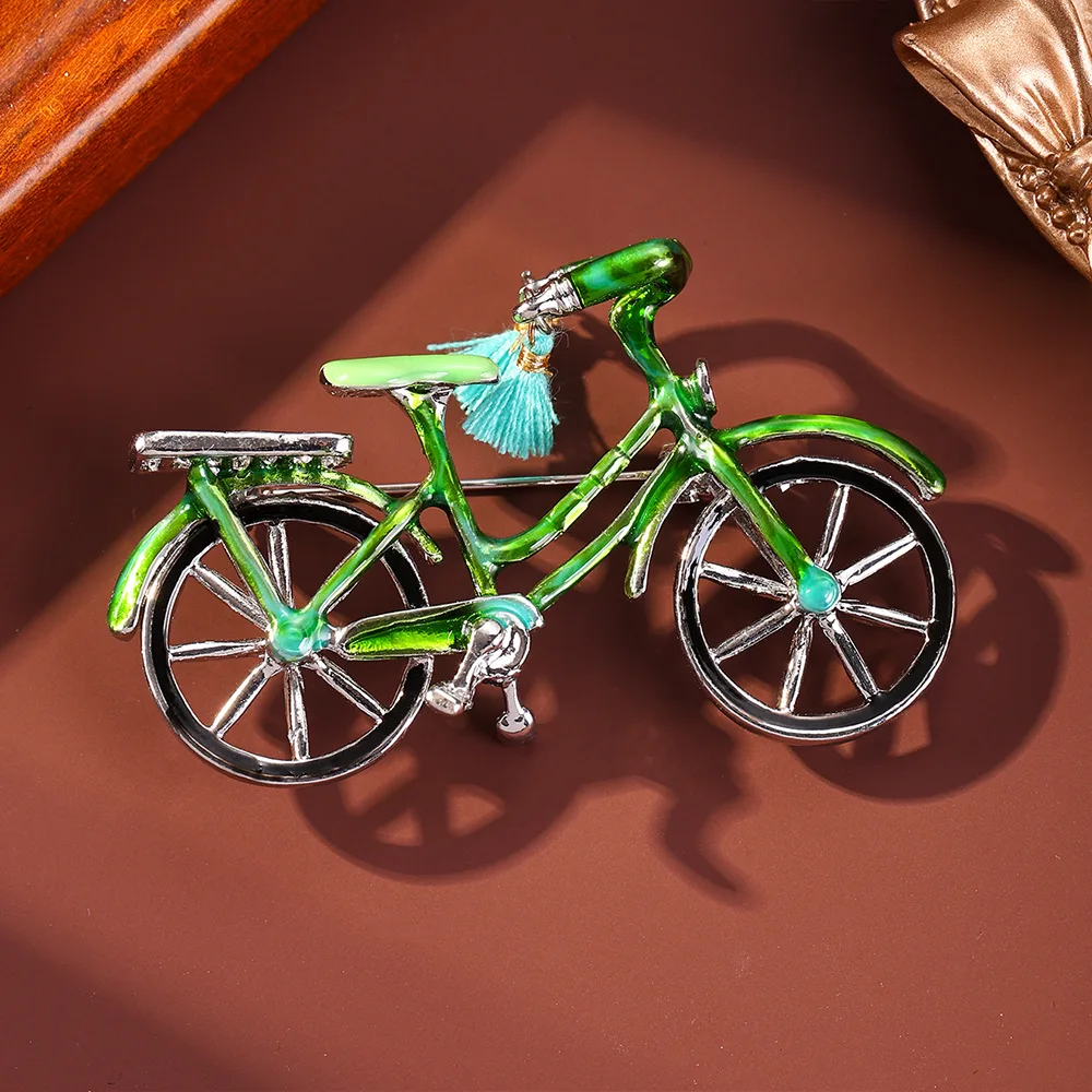 

Premium Green Bicycle Alloy Brooch Fashion Light Luxury Lapel Pin Creative Bike Corsage For Women Dress Coat Accessories