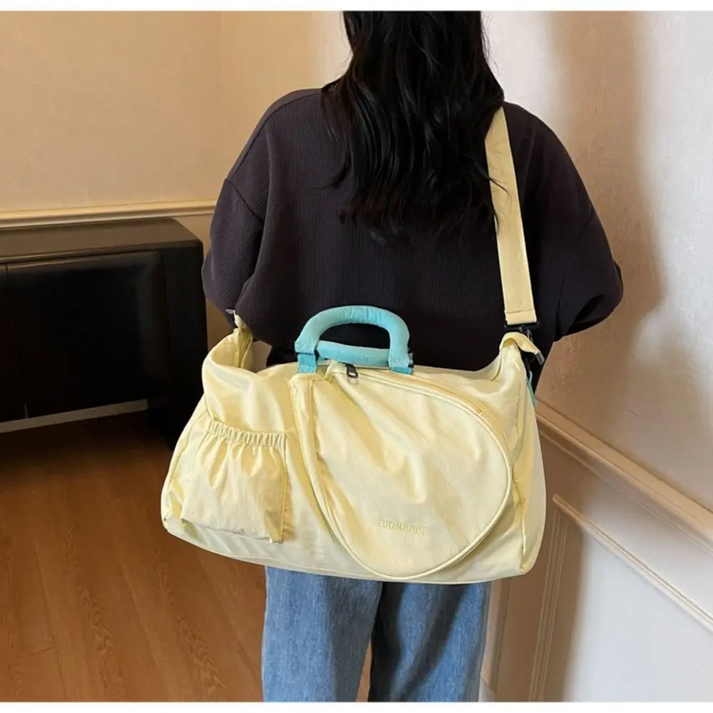 

Large Capacity Badminton Rackets Bag Multifunctional Dry Wet Separation Sports Shoulder Bag Durable Fitness Gym Handbag