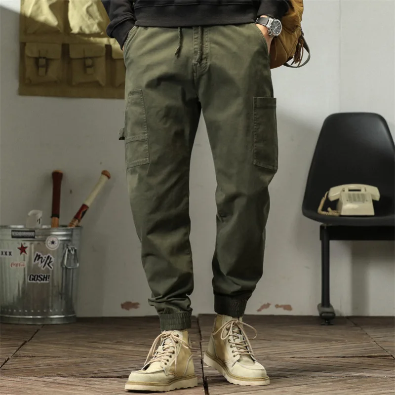 

Korean Version of Fashionable Casual Men's Loose Fitting Leggings Versatile Sports Pants