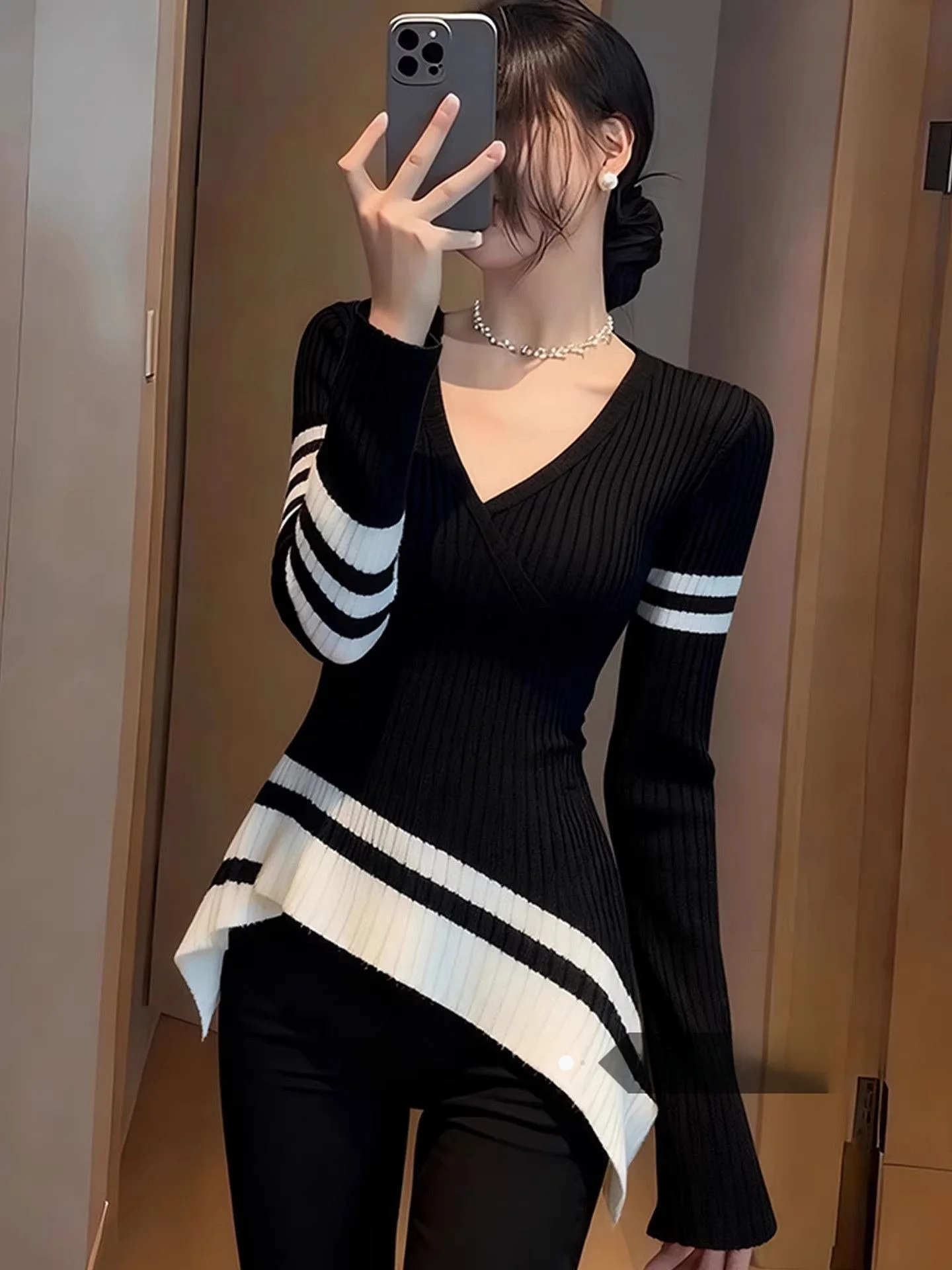

Bla Splice Long Sve Knitted Base irt Women's 2026 Spring New High-End Unique Beautiful Slim Fit Inner Wear Top