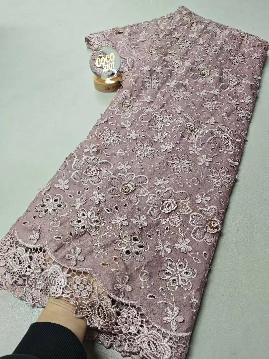 

2026 High-Quality Africa Nigerian Sequins Cotton Embroidery Lace Fabric Tulle for Wedding Party Dress Chiffon XL159 5 Yards