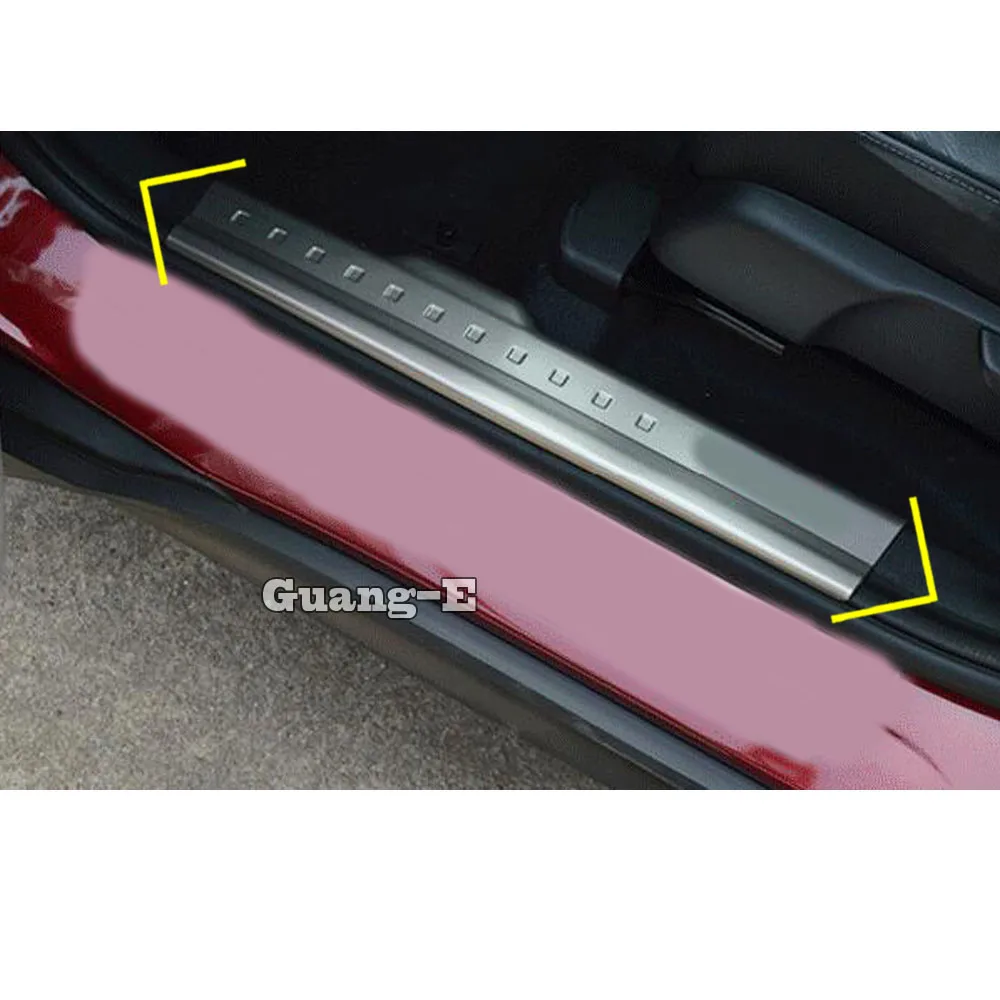 

For Honda HRV HR-V Vezel 2019 2020 2021 2022 Car Stainless Steel Pedal Door Sill Scuff Plate Inside Cover Inside Threshold 4PCs