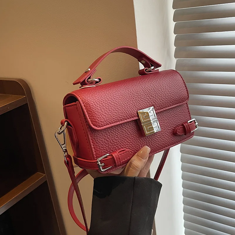 

2025 Minimalist Square Bag, Women's Niche Shoulder Purse, Chic Crossbody Tote, Casual Day to Night Bag, Textured Top Handle Bag