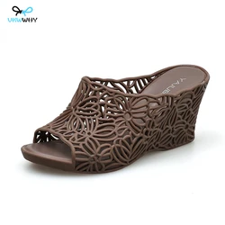 vkwwhy High Heel Platform Hollow Jelly Slippers Women's Non-slip Plastic Wedge Sandals Fashion Outdoor Wear Thick Soles