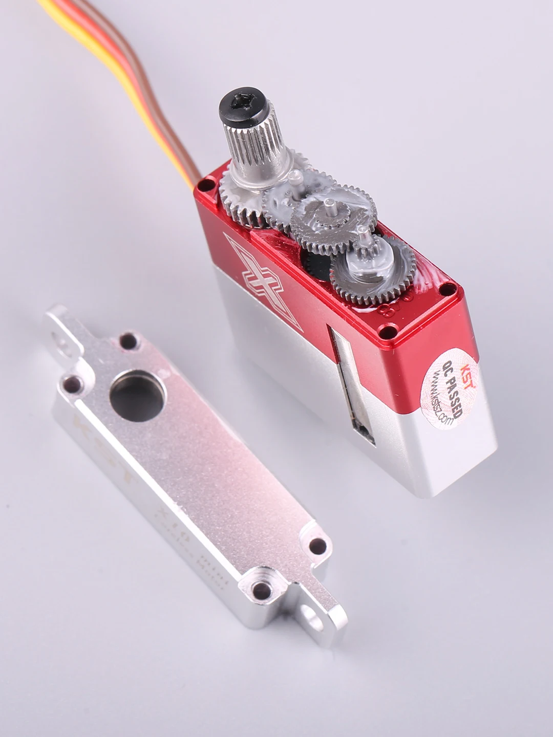 KST X10 MINI Metal Gear Servo Fixed Wing High Pressure and High Torque Aircraft Model Steering Gear X10-710 Digital Servo