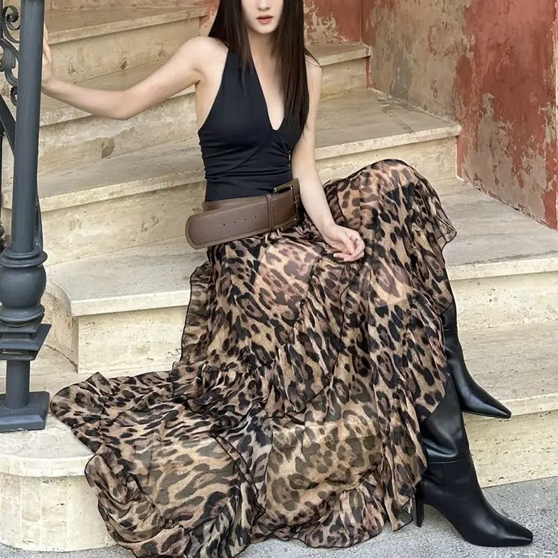 

Юбки больших размеров для женщин: шелковистые, гладкие, блестящие, элегантные, изысканные, для особых случаев, смелые, выразительные, нарядные, с бантом