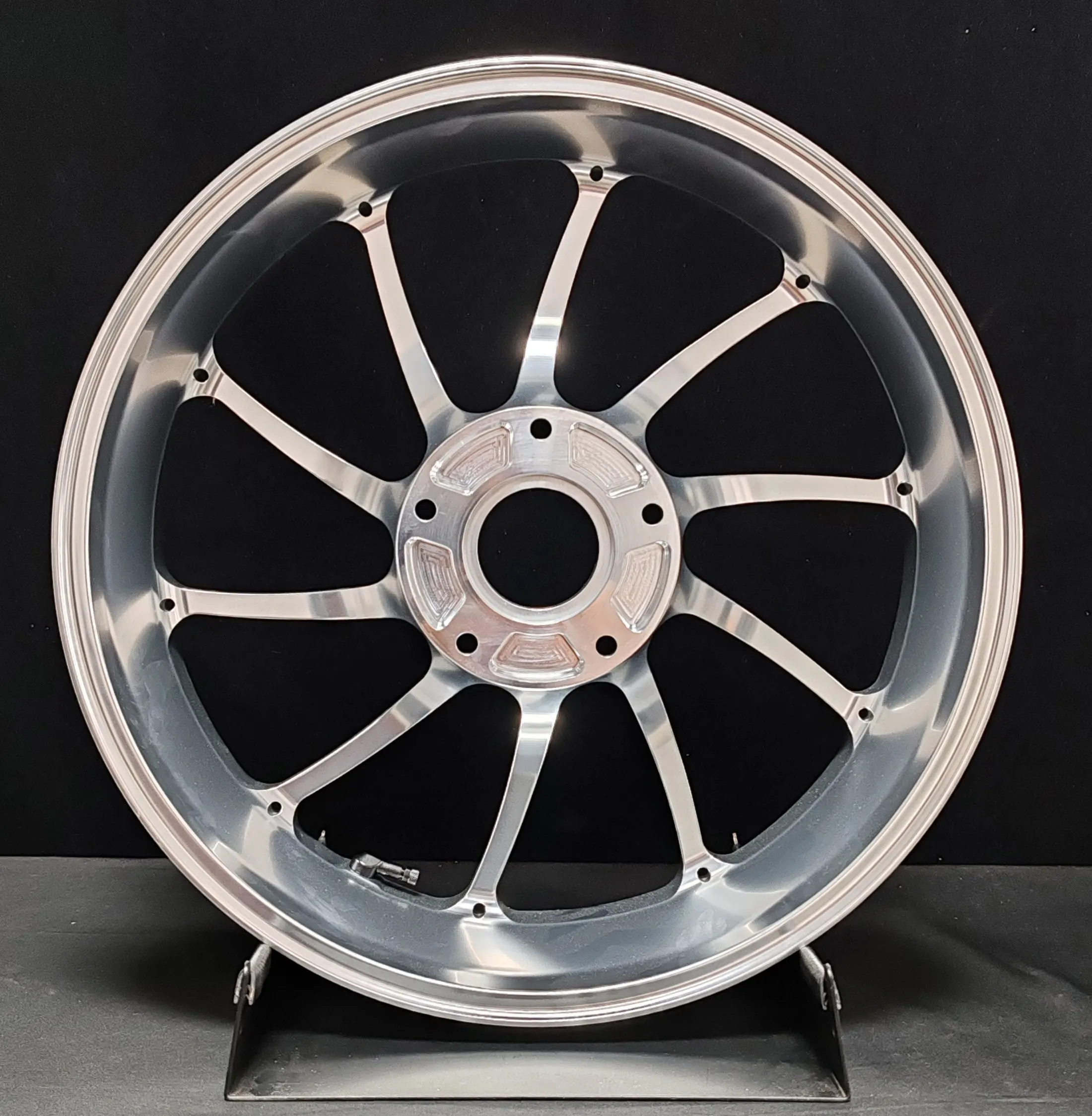 CNC Aluminum Alloy T6  Customized Accept Lightweight Supplier High Quality  Modified  Forged for  Latte RNINET Hub Wheels