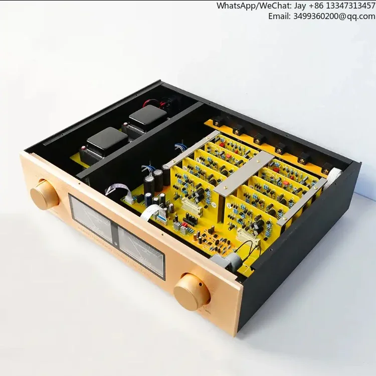 

Reference Accuphase C-245 Gold-Aluminum High-End 2-Channel Professional Preamplifier