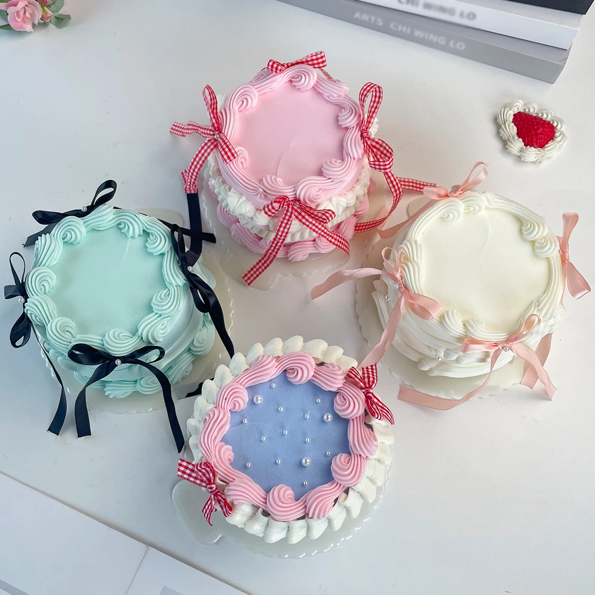 4 Zoll Realistischer Künstlicher Sahnetorten-Imitat - Bäckerei-Displaymodell, Weihnachtsgeschenkidee & Party-Dekoration, Scherzartikel – Detail 9
