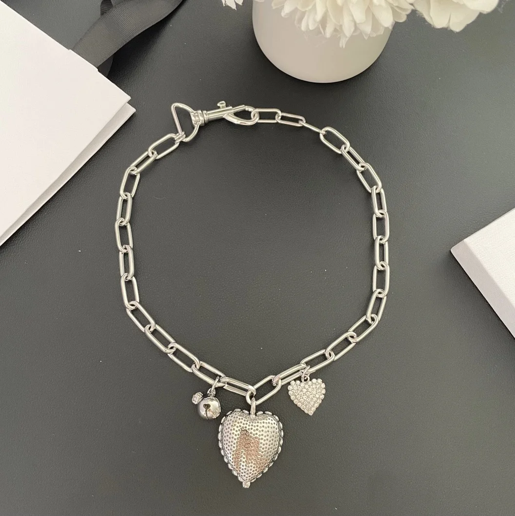 

Necklace Fashion Temperament Light Luxury Heart Bell Chain For Women Collares Para Mujer Collar Jewelry Collier Femme Pendant