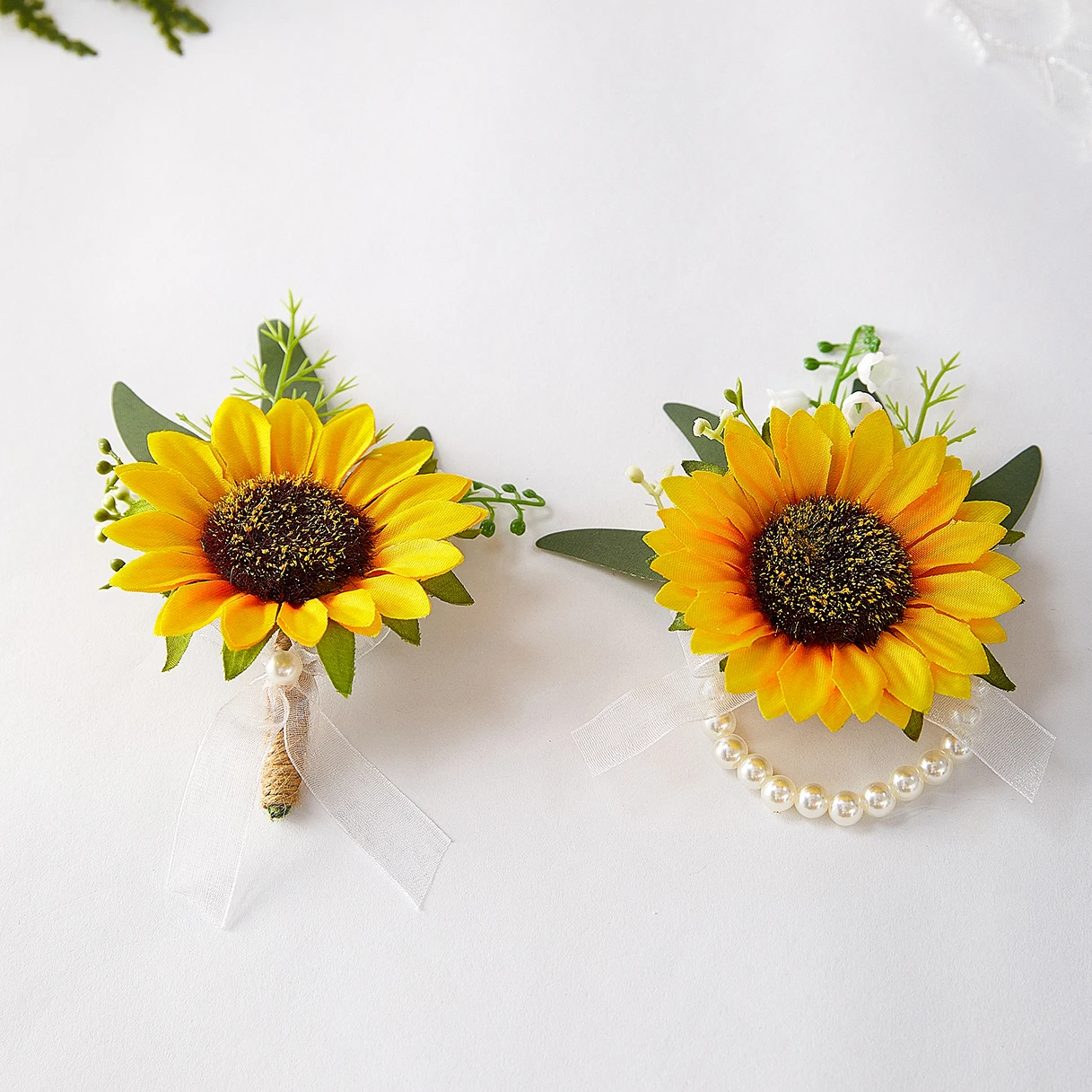 Exquisite Handcrafted Sunflower Boutonniere And Wrist Corsage - Wedding Ready Bridesmaid Bridesman Charm - Perfect for Parties