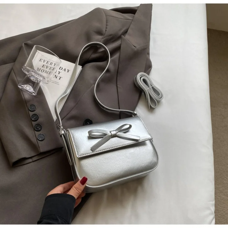 

Premium Women's Tote Bag Crafted From Field-Printed Leather Featuring Trendy Famous Neat Lightweight Daily Look​