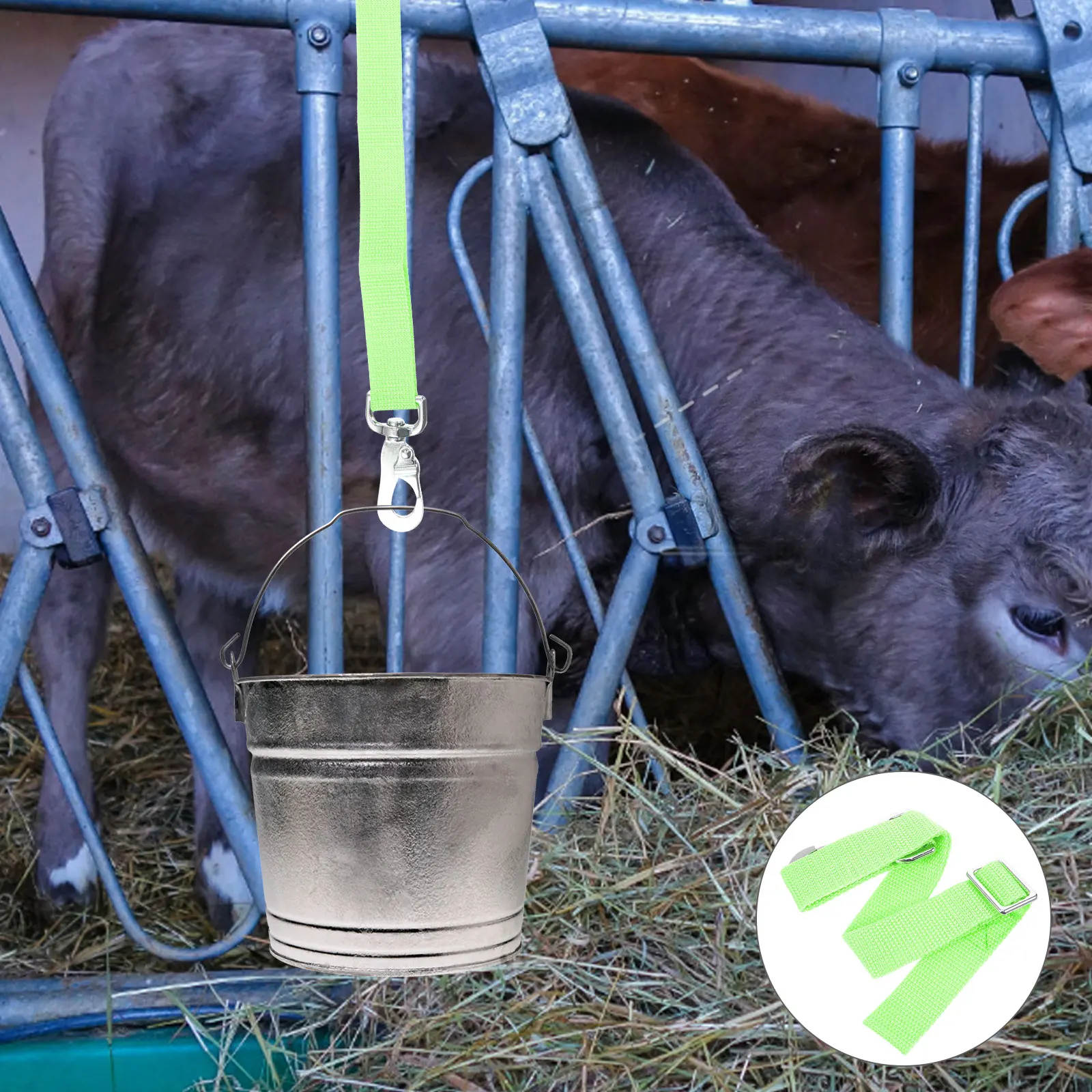 

Adjustable Nylon Strap Green Livestock Farm Feeder Hanger Wear Resistant Webbing Metal Material Outdoor Stable Use Horse Hay Net