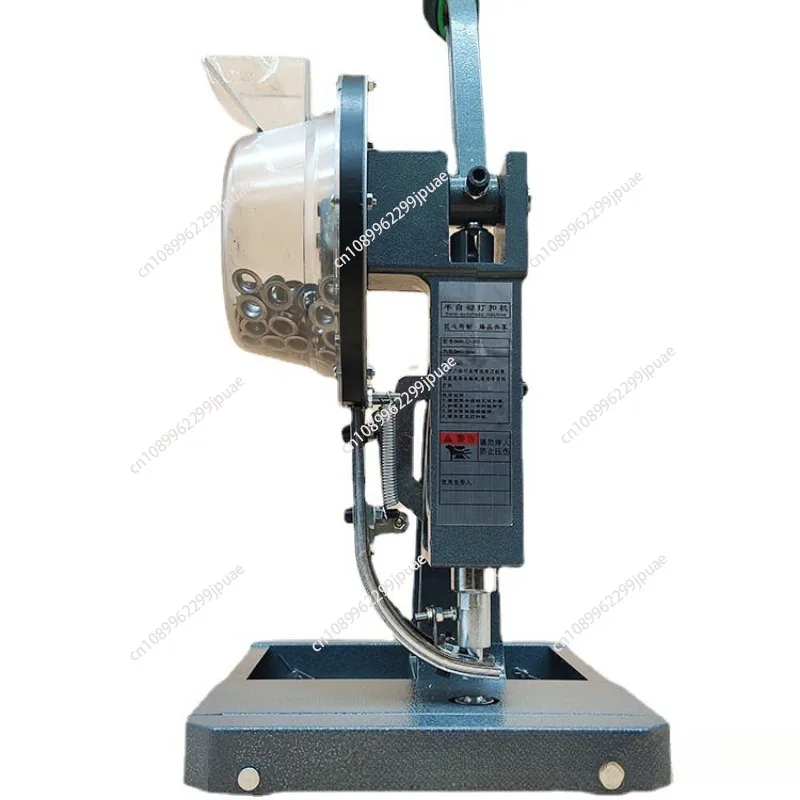 Buckle Punching Machine, Punching Machine, Advertising, Inkjet Cloth, Flag Cloth, Banner Cloth, Knife, Scraping Cloth