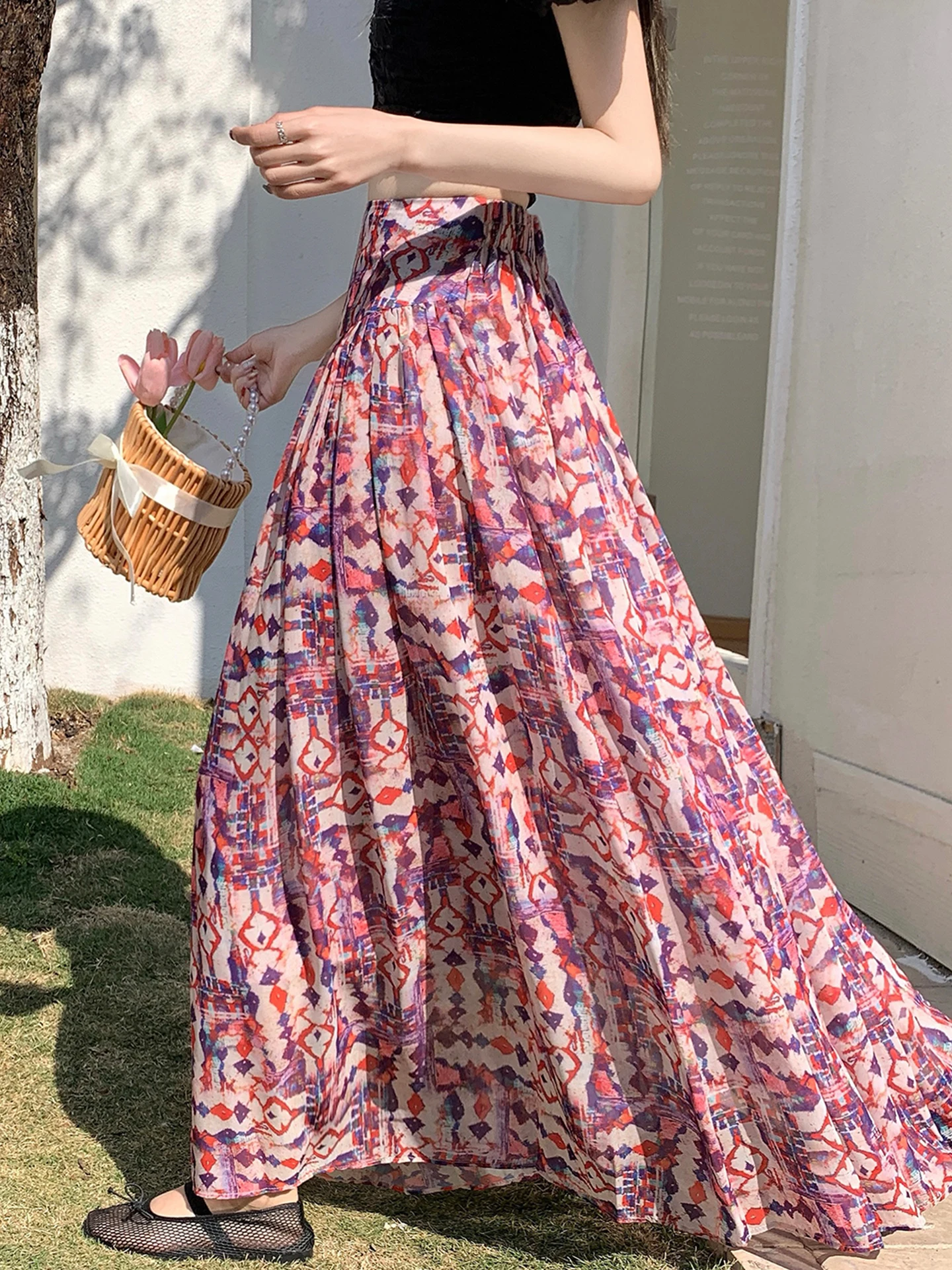 

Рекомендованная Эмили Клуд: Женская юбка миди А-силуэта с цветочным принтом и высокой талией, весна-лето, повседневная длинная юбка Ele Dra