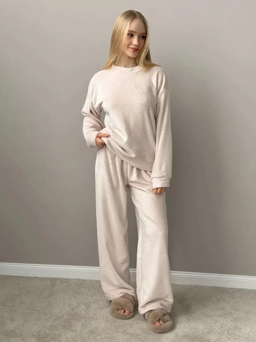 

Fmxires O-Neck Long Sleeved Long Pants Pajama Set 2025 Autumn Winter New Flannel Pajama Set Women's Casual Home Furnishings