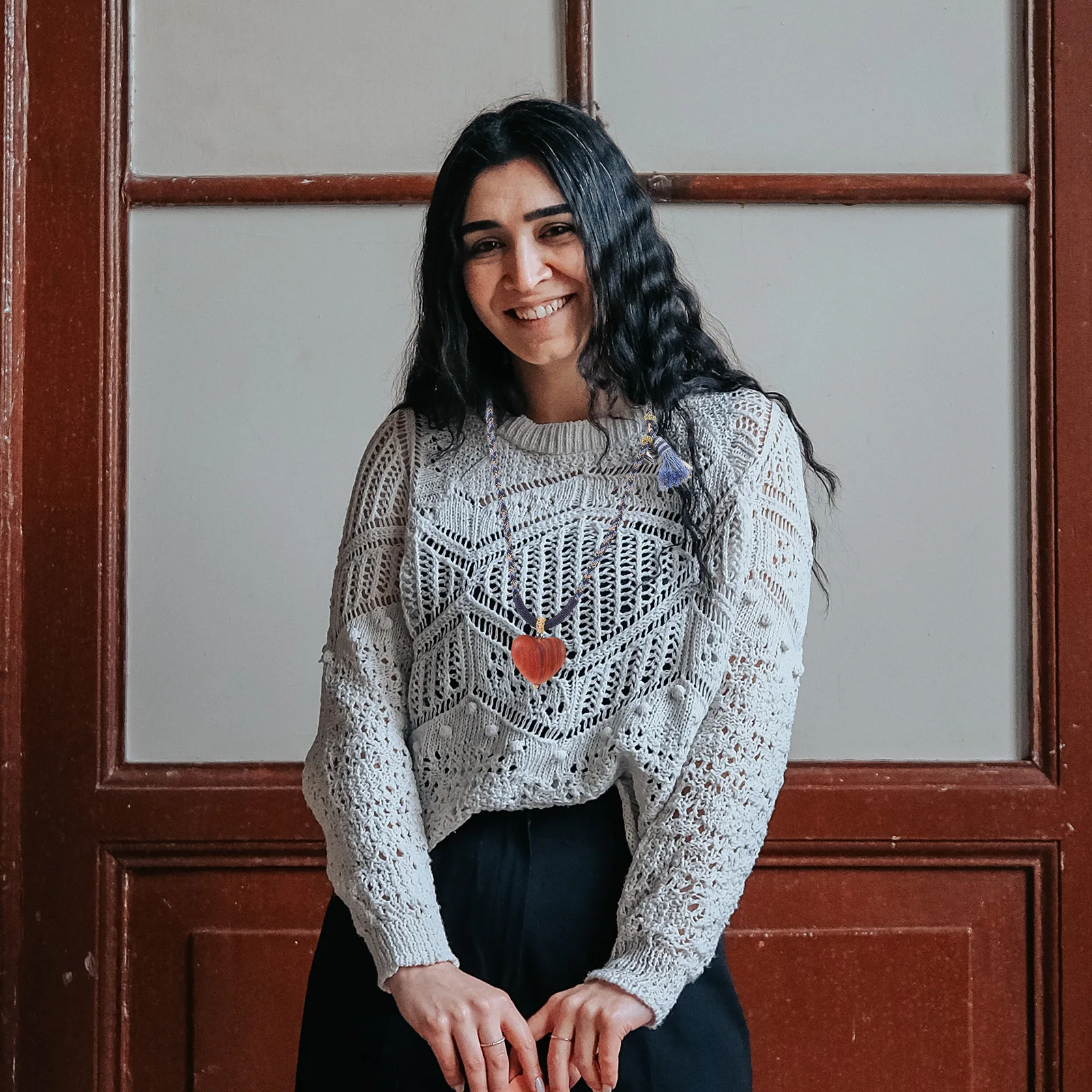 

Elegant Long Heart Necklace for Women Minimalist Sweater Chain Dainty Pendant Jewelry Versatile Casual Formal Outfits