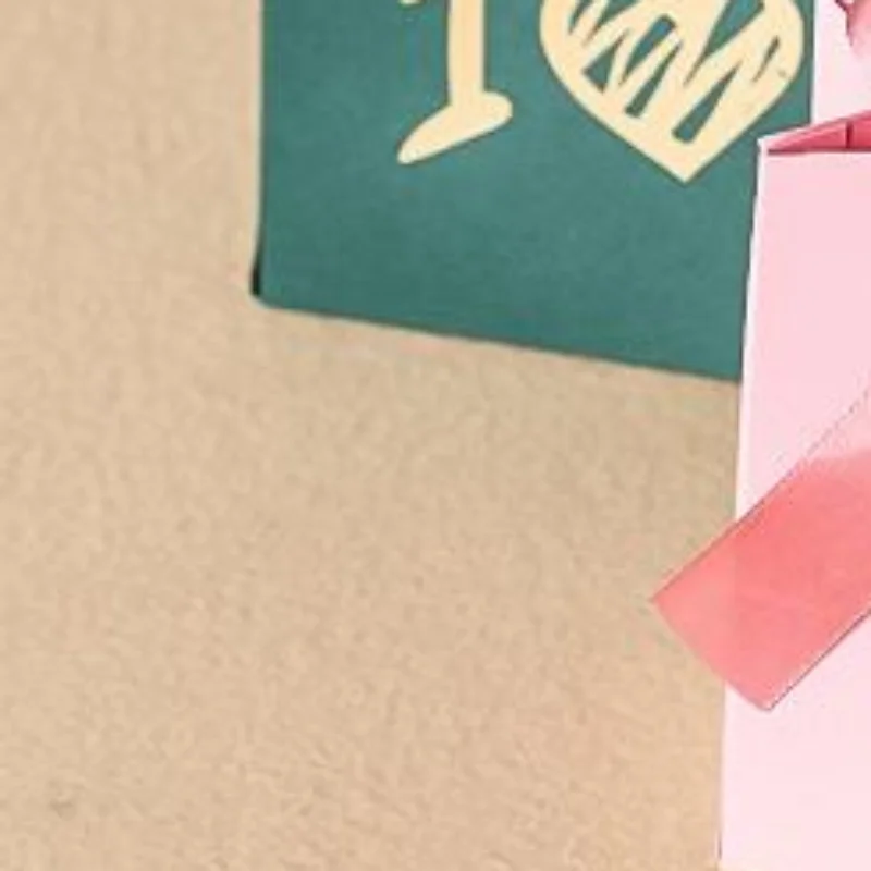 

10Pcs Chocolates Gift Packaging Box Suitable For Wedding Candies And Valentine's Day Love Wings Gold Foil Gift Box With Ribbon