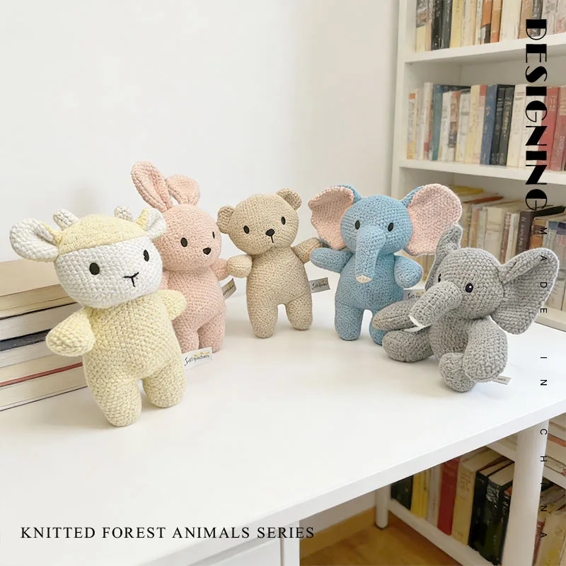 

Плюшевая игрушка-животное из мягкой вязаной ткани, 23 см, самая милая стоячая кукла-животное, компаньон для стола, декор для дома, подарок, коллекционная серия