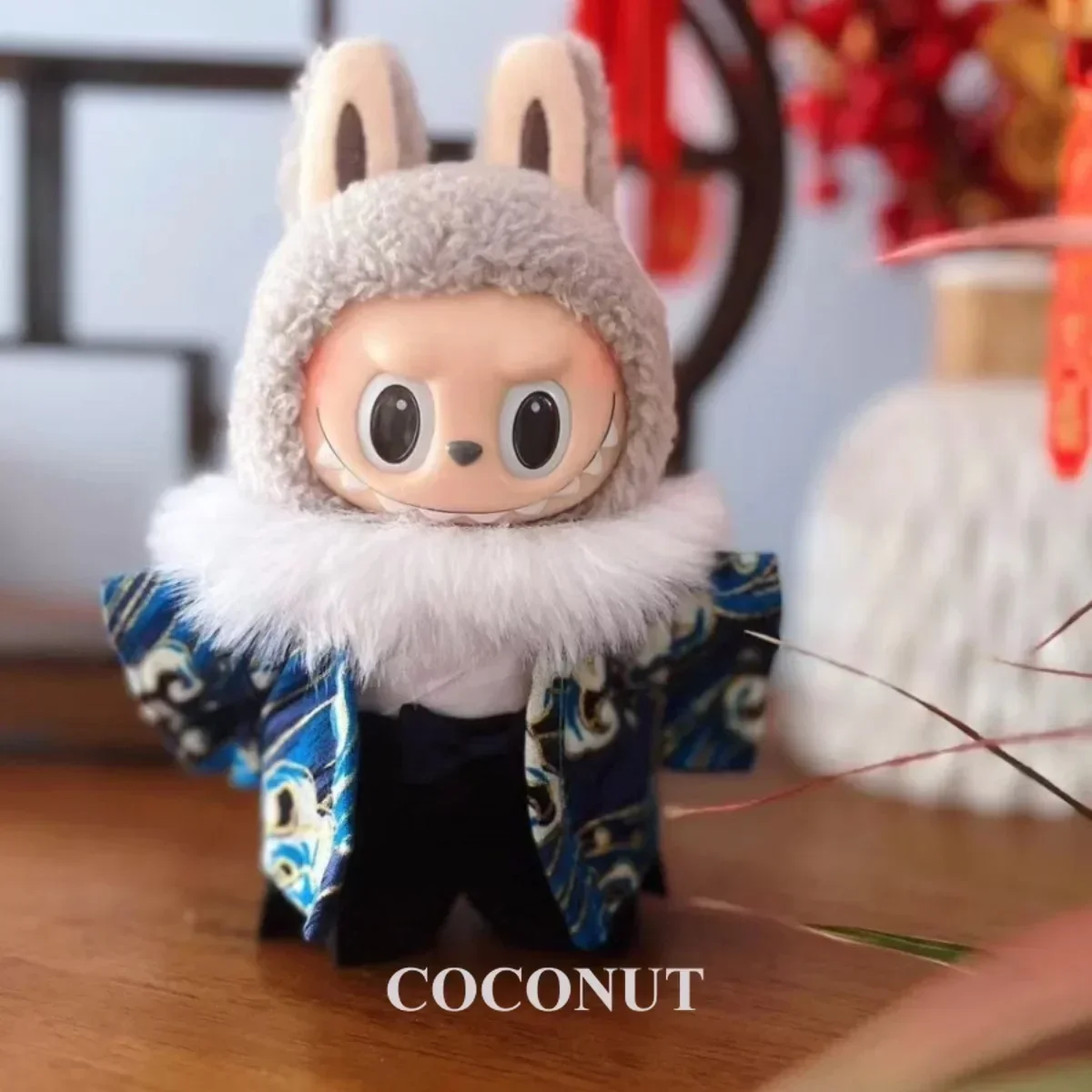 ملابس لابوبو: كيمونو مستوحى من الجيشا - تصميم زهر الكرز الرقيق لدمى الفينيل مقاس 17 سم