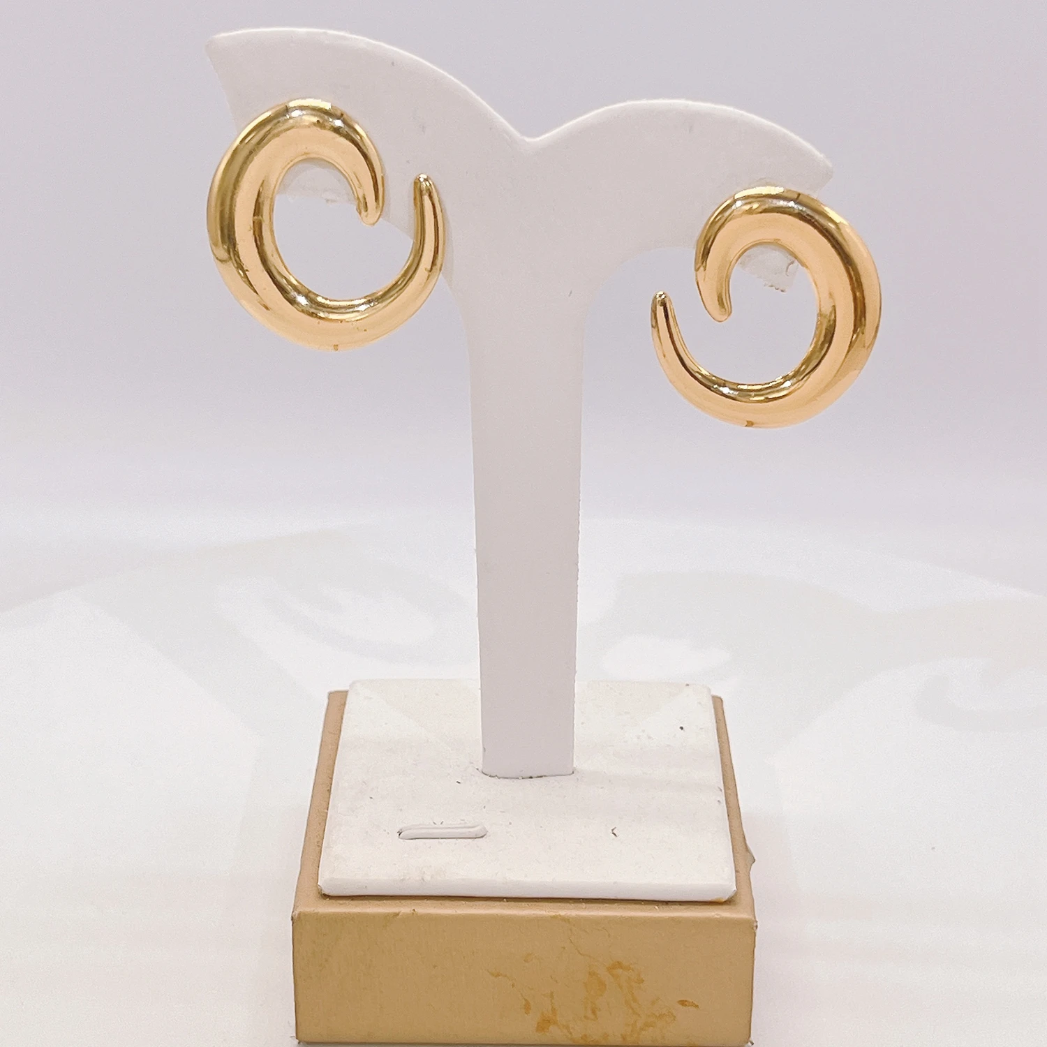 

Yulaili Big Size Gold Plated Spiral Hoop Earrings for Women Elegant Party Wedding Fashion Jewelry Accessories Gift EK023