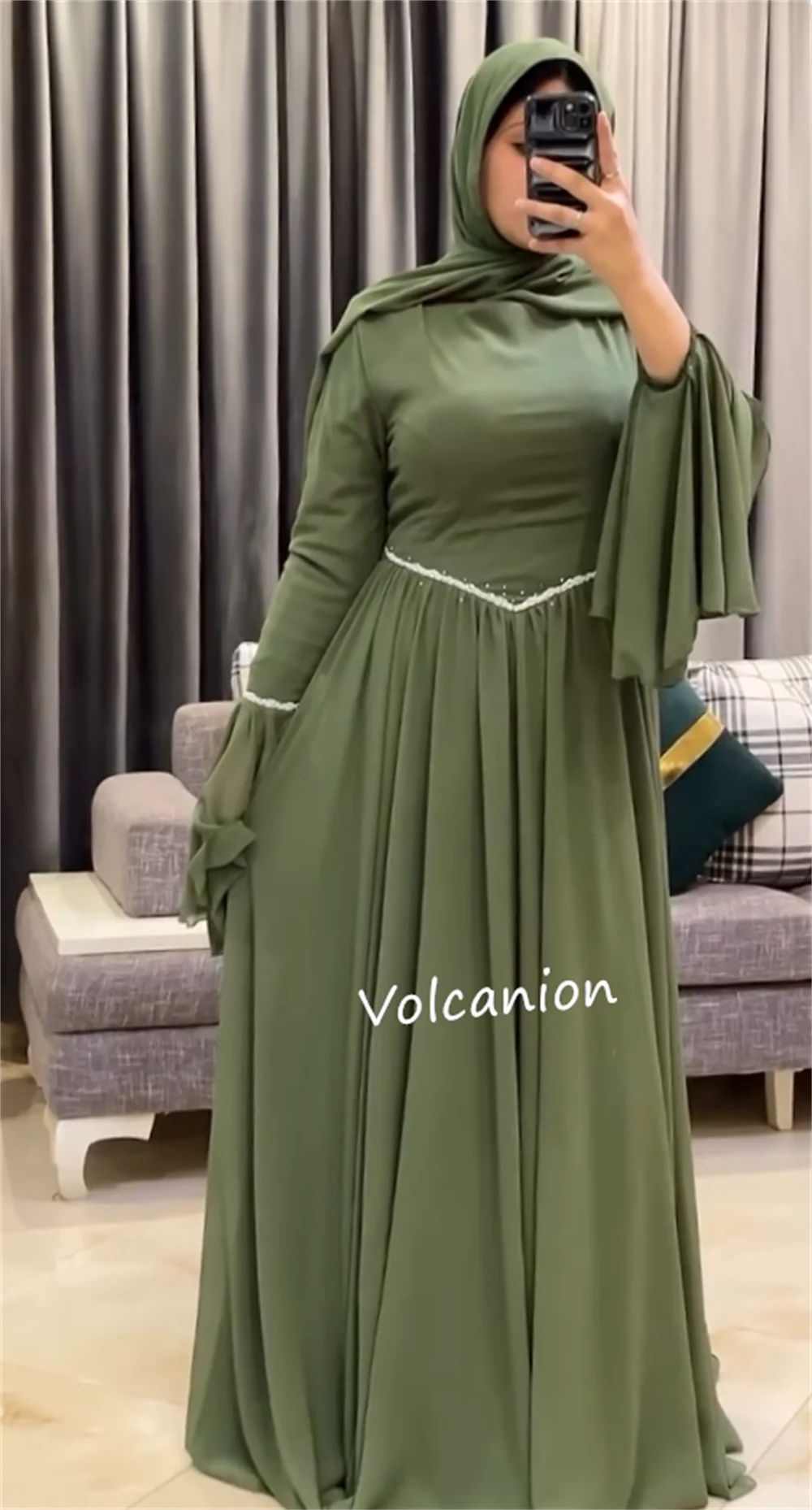 تخصيص الشيفون الطية الديكور ألف خط الياقة العالية فساتين طويلة مناسبة مخصصة كلاسيكية بسيطة رسمية