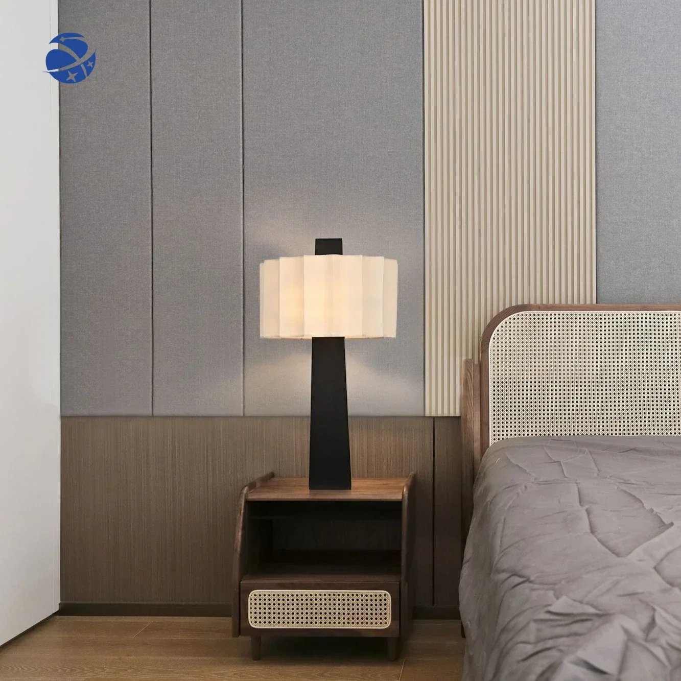 Original brand new！5-Year Warranty  Bedroom Corridor Living Room Luxury European Bronze Square Column Table Lamp