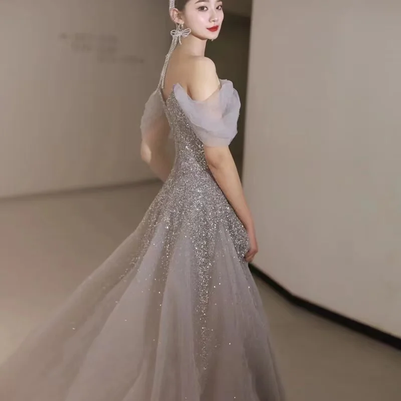 Vestido de noche gris de lujo para mujer, corte en A, hombros descubiertos, encantador cuello en V, lentejuelas, cuentas, largo hasta el suelo, vestido de fiesta para banquete de boda