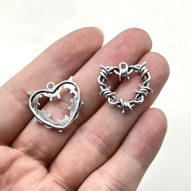 10Pcs/Lot 23*22mm Thorns Heart Charms Barbed Wire Heart Charm Pendant Designer Charms For Jewelry Making DIY Jewelry Findings