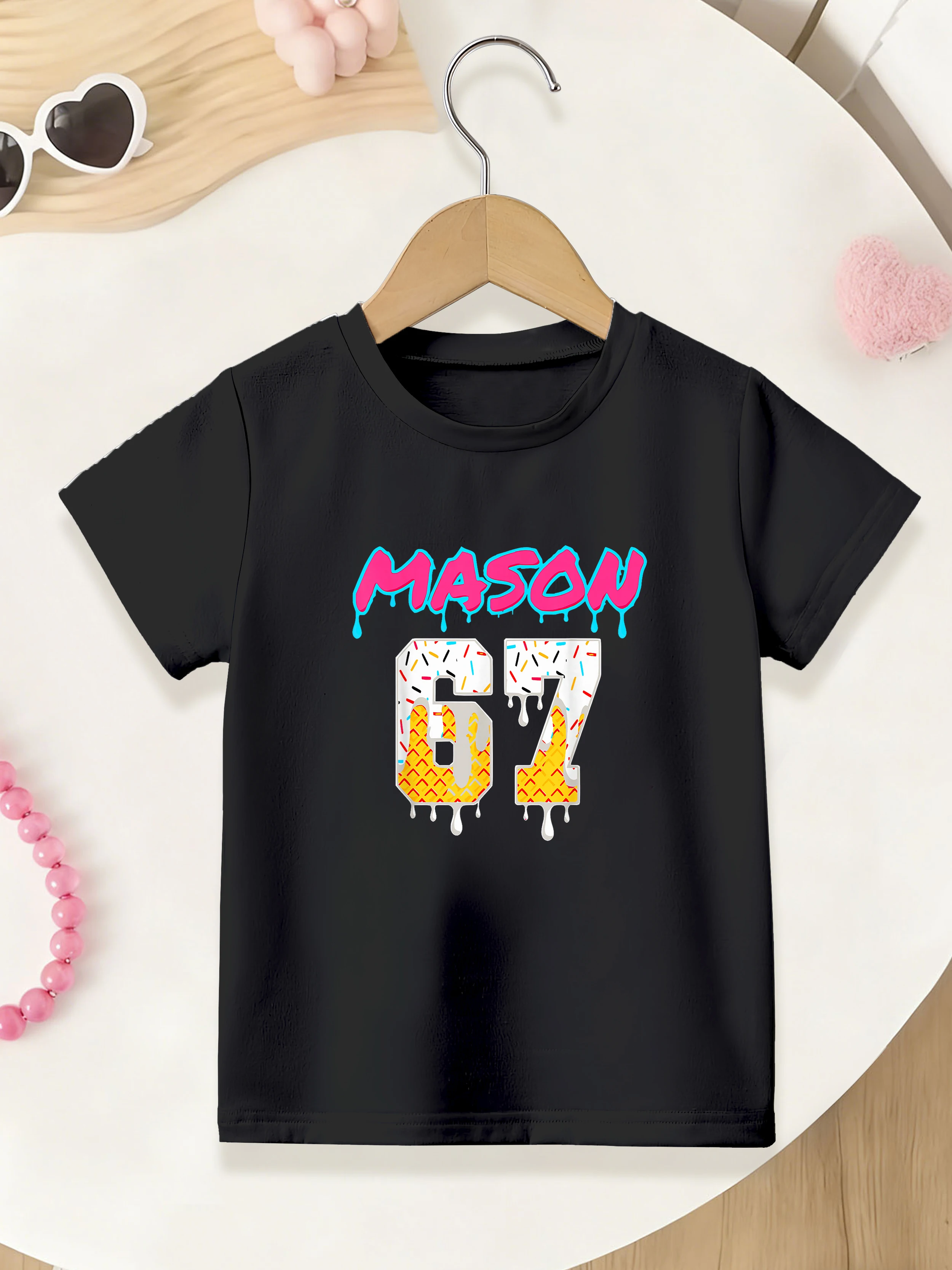 

1 шт.: Летняя футболка для девочек с коротким рукавом, мультяшный принт в стиле мороженого, 67 английских слов