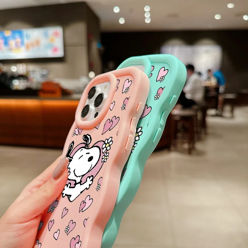 حافظة لهاتف موتورولا موتو G84 E14 G05 G04 G04S G14 G55 G35 G32 G22 G75 E13 E22 EDGE 40 NEO 5G غطاء سيليكون جميل سنوبي