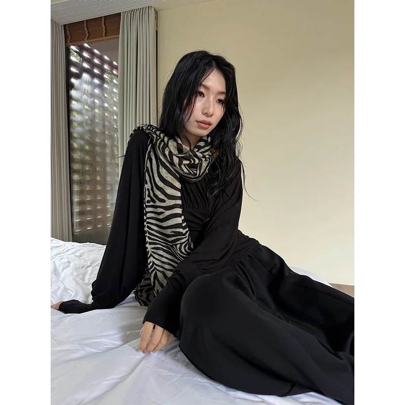 Benuynffy Solid Color V-Neck Slim Fit T Shirt Women 2026 Autumn New Fashion Korean Long Sleeved All Match Female Tops Tee