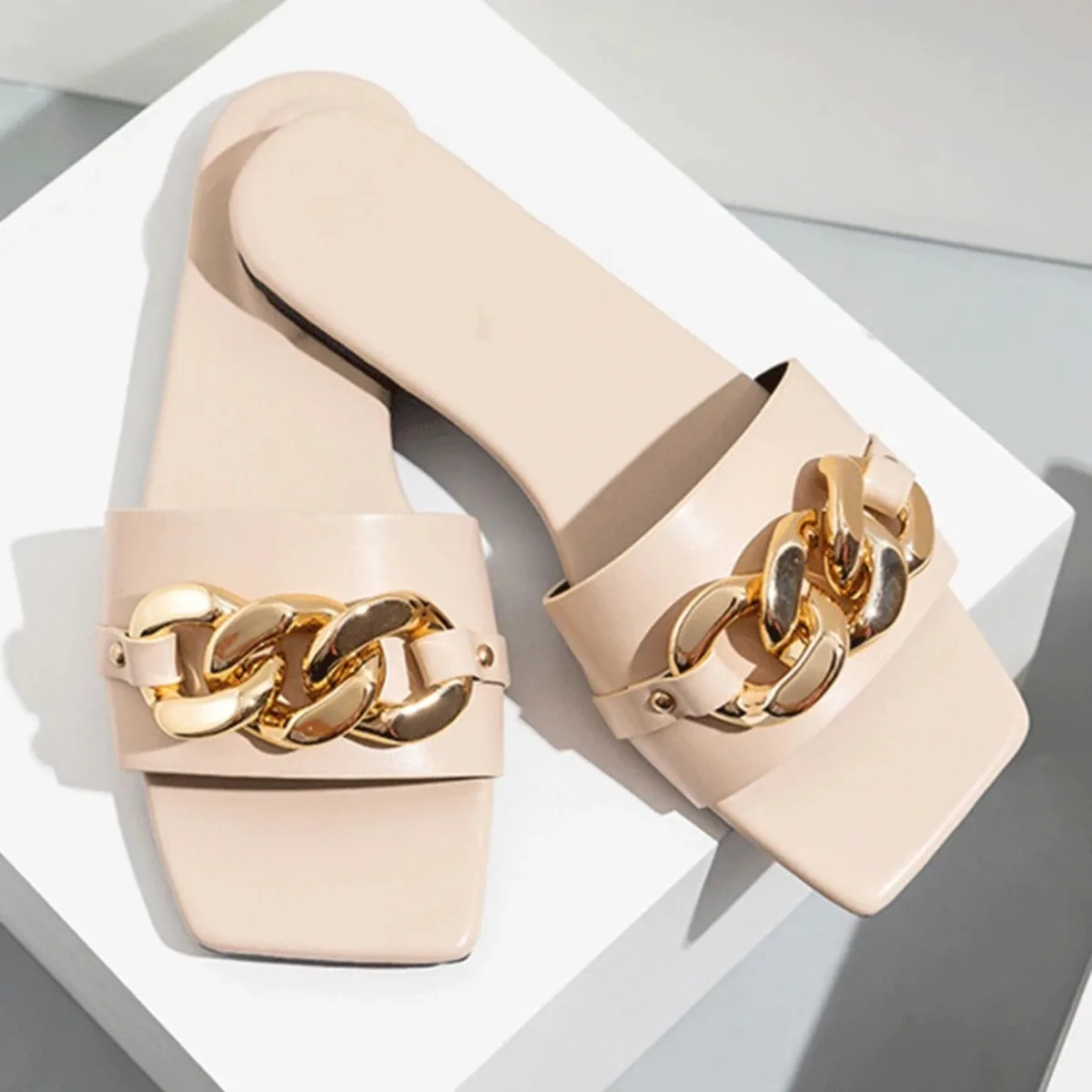 Women's Flat Slides Sexy Fashion Chains Decor Non-slip Outdoor Open-Toe Female Sandals Summer Casual Elegant Office-Ladies New
