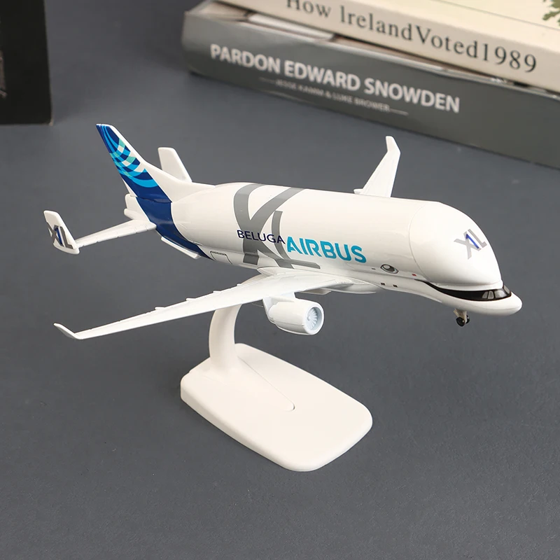20cm Large Transport Aircraft Decoration Alloy Airbus Beluga A300-600ST Aircraft Miniature Model Die-casting Collectible Gifts