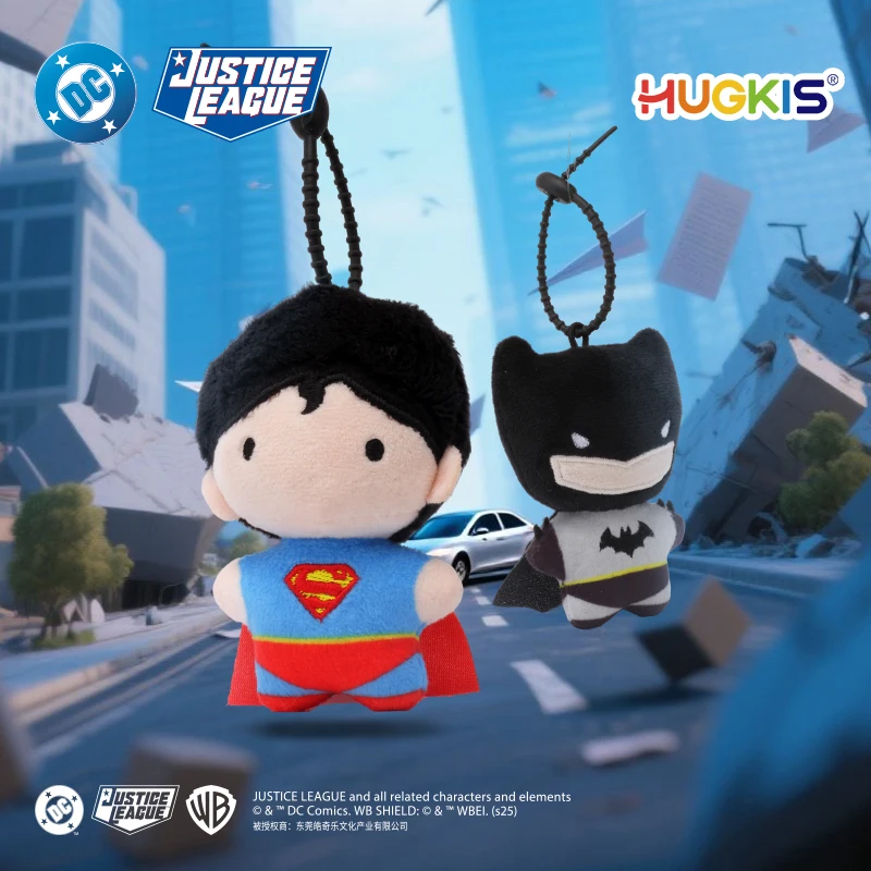 Hugkis DC Liga de la Justicia Superman colgante de felpa Linda muñeca de Batman Anime bolso de dibujos animados encanto para niños regalo de cumpleaños