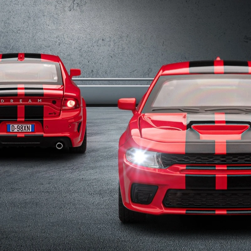 Simulation 1/32 Scale Dodge Charger Alloy Car Model with Sound Light Children Boy Diecast Toy Vehicle Birthday Gift Miniature