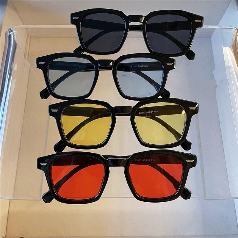 Vintage Square Sunglasses for Woman Retro Brand Sun Glasses Female Black Yellow Fashion Candy Colors Oculos De Sol Feminino