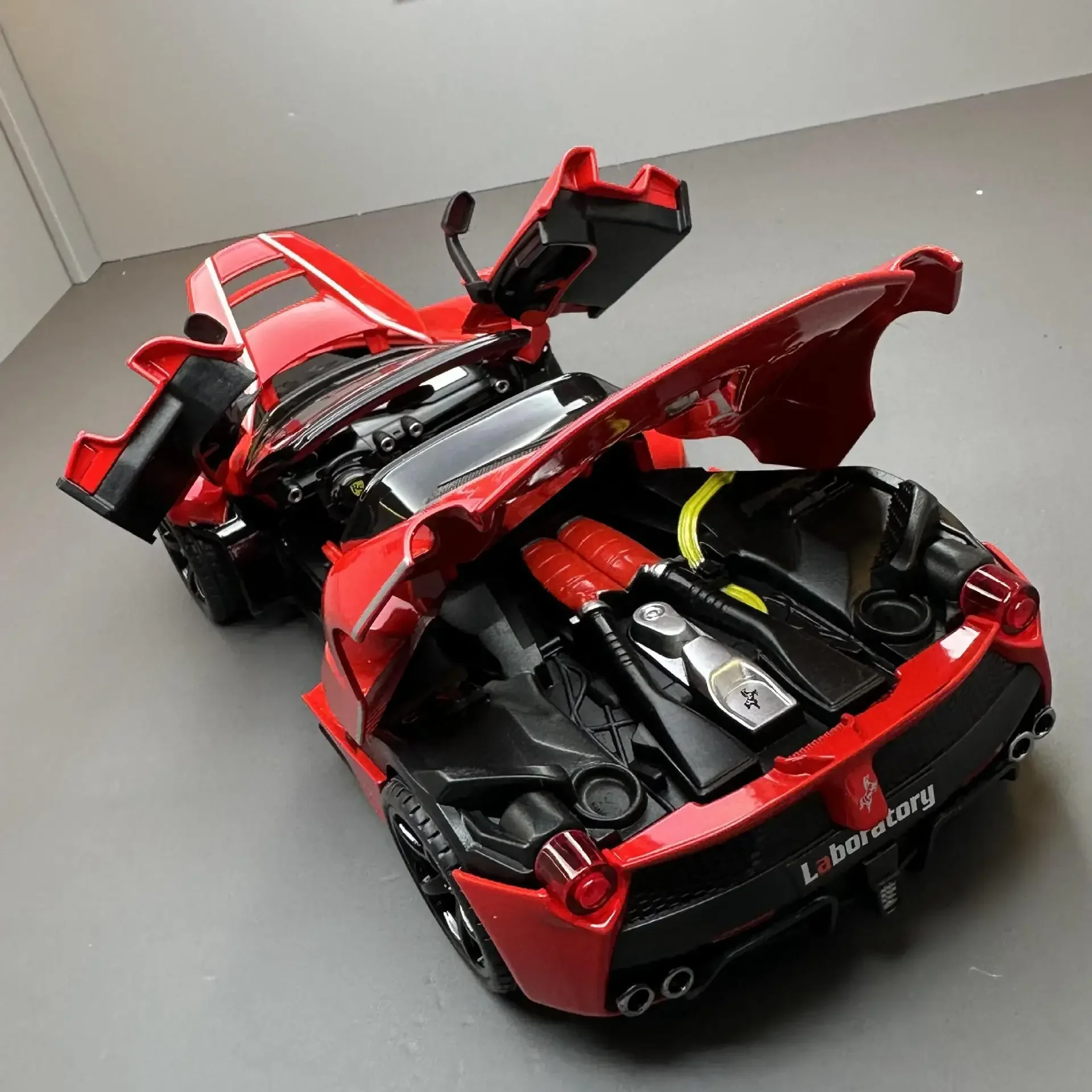 1:22 ferrari laferrari conversível liga modelo de carro de corrida diecast metal veículos de brinquedo modelo de carro simulação crianças brinquedo presente e187