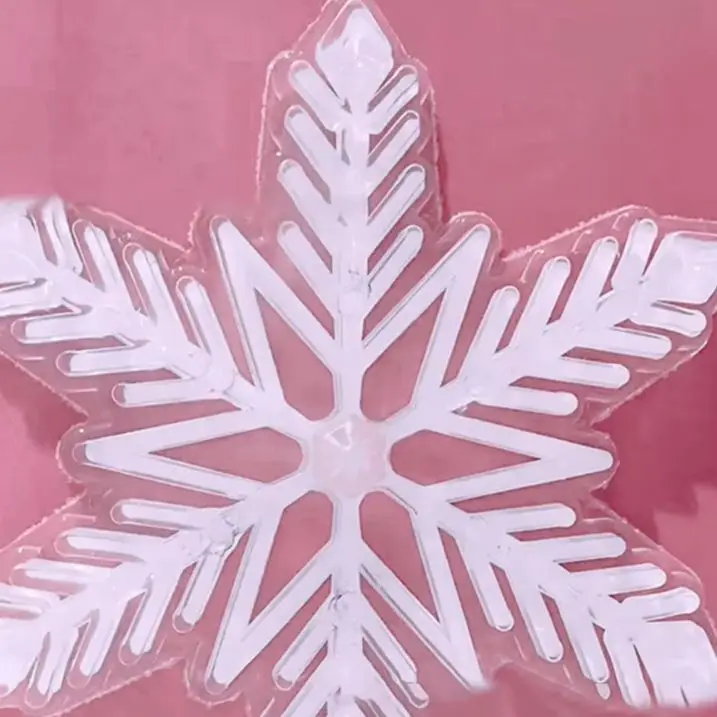 

2PCS Snowboard Stomp Pads - Anti-Slip Snowflake Design With Raised Spikes 13×8×1cm Size Cold-Resistant Plastic