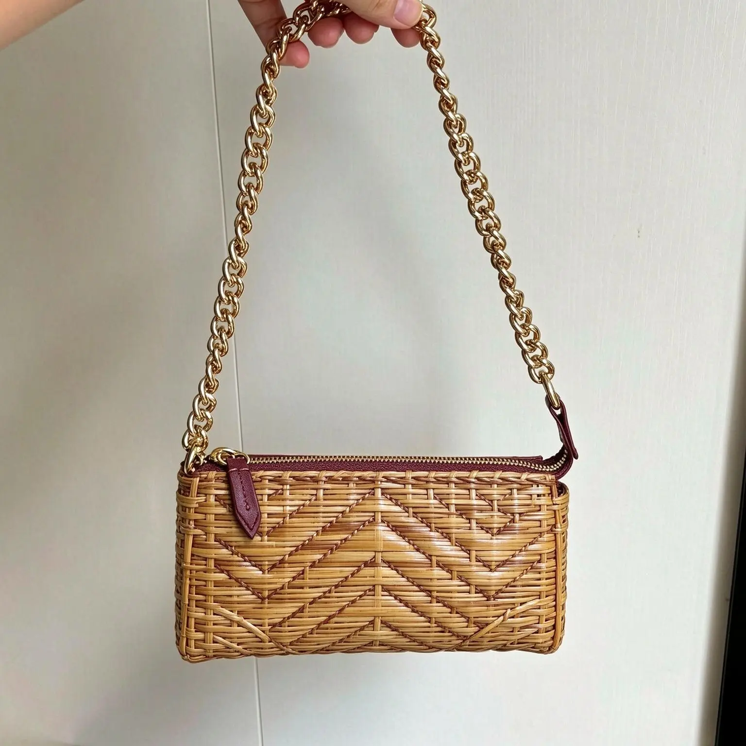 Women Natural Rattan Woven Mini Underarm Bag Gold Metal Chain Zipper Closure Wine Red PU Trim Summer Beach Wicker Shoulder Purse